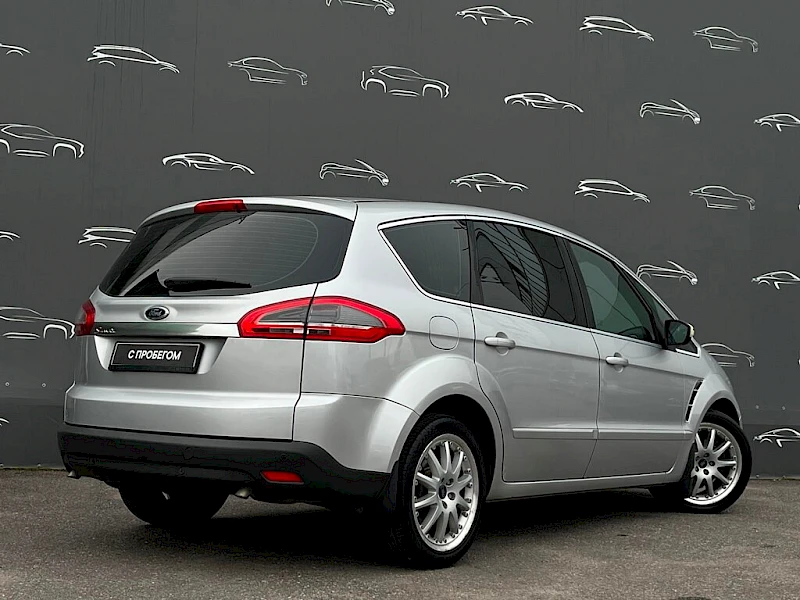 Ford S-MAX